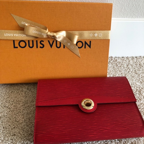 LOUIS VUITTON HANDBAG - Picture 12 of 13